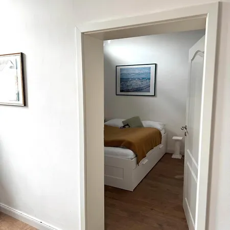 150 Qm Luxus Im Zentrum דירה האמלן